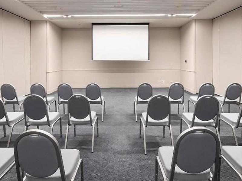 Holiday Inn Werribee, an IHG Hotel