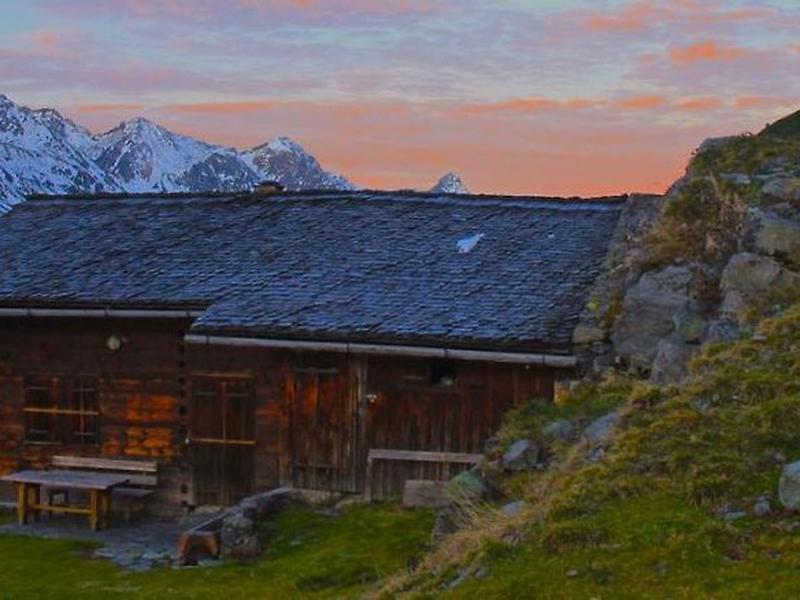 E7B80341266A0710ABE764C6A899A96D