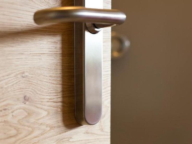 D3E97D9D8214B7469B794F59D5852349