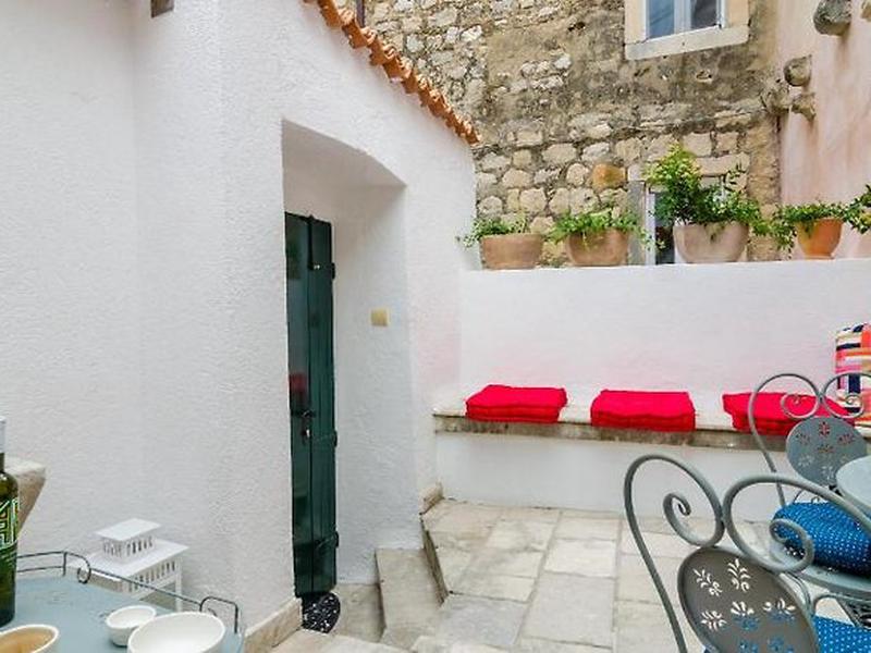 37FAFC9DF4F79399E3DD69FEACC41800