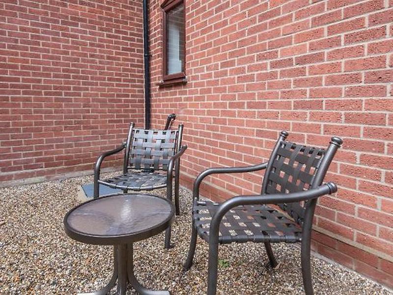 2A32FBDC6A22143516D00525A3B79560