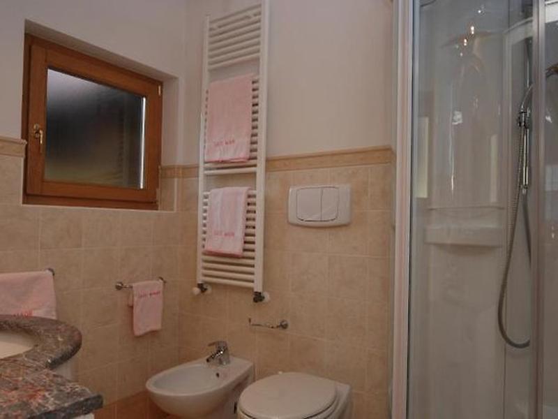 B99A86B474074A042FDEA5AF11762BF0