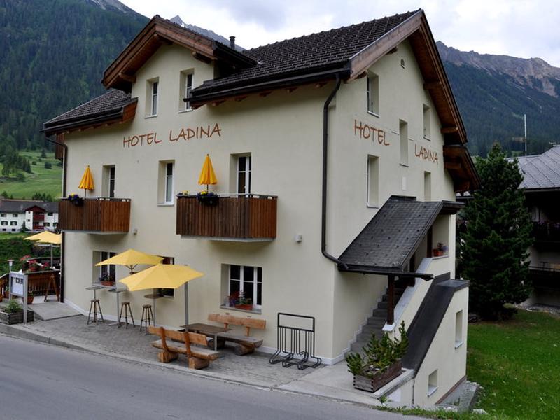 471B1BA1F2C9A8F6F2AC4AD8B2D0C4F8