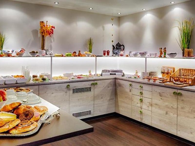 1001F31ED23AC3B6D34287CEA11E090A