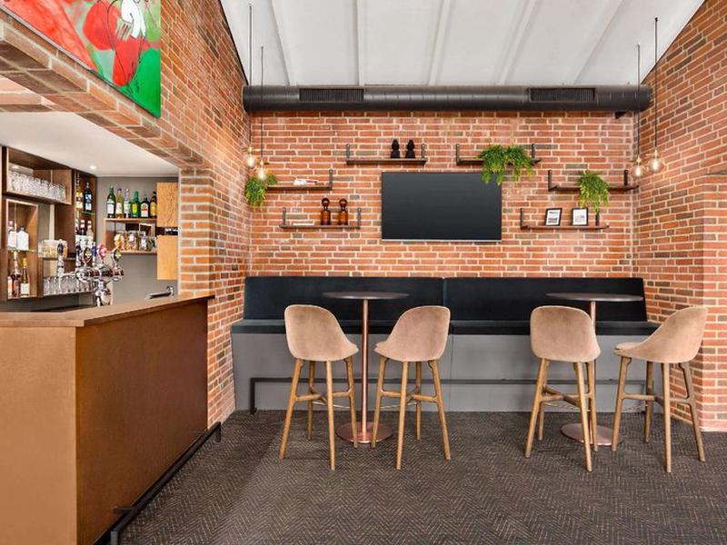 E6B5703F7FF83537BD24CDBBB734D999