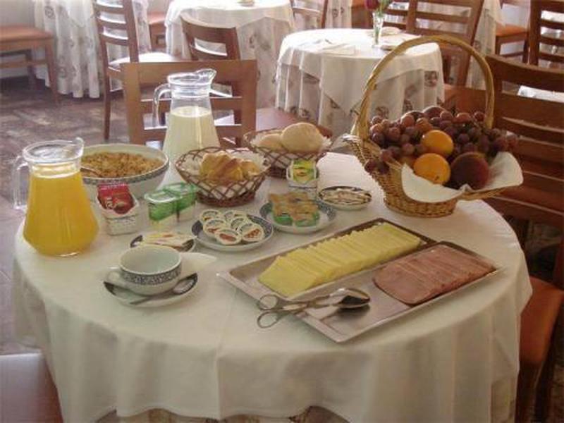 FD213F03BE9011016AA38E8D6D9FFE3E