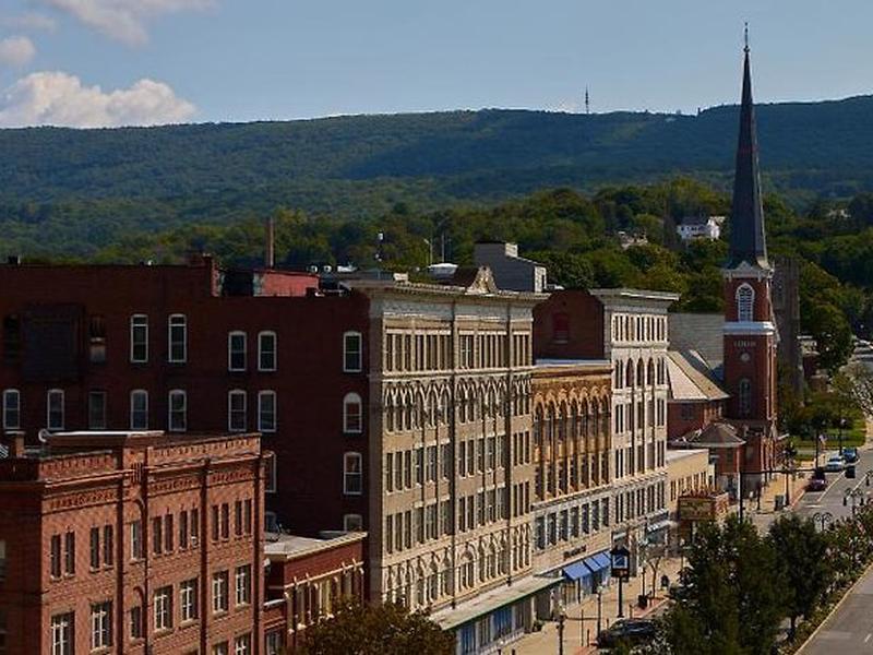 8329975A8E3272A517B294F6A8D143CE