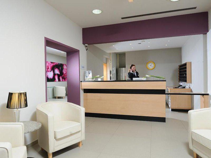 4BE2955FF16DB330E5E57634E67F3900