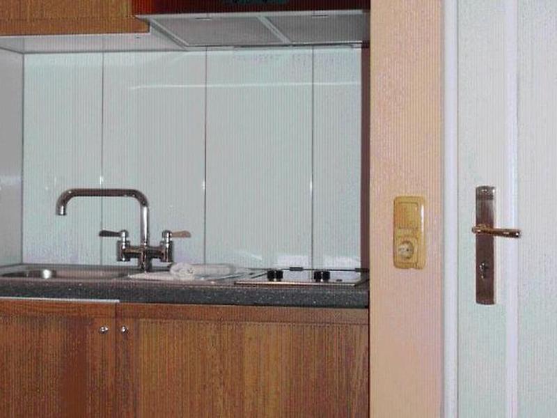 171ECB38974AE1ABCF0BCC700628585C