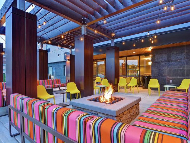 D1C5EC83FEDD72CB7EB454280EA8827F