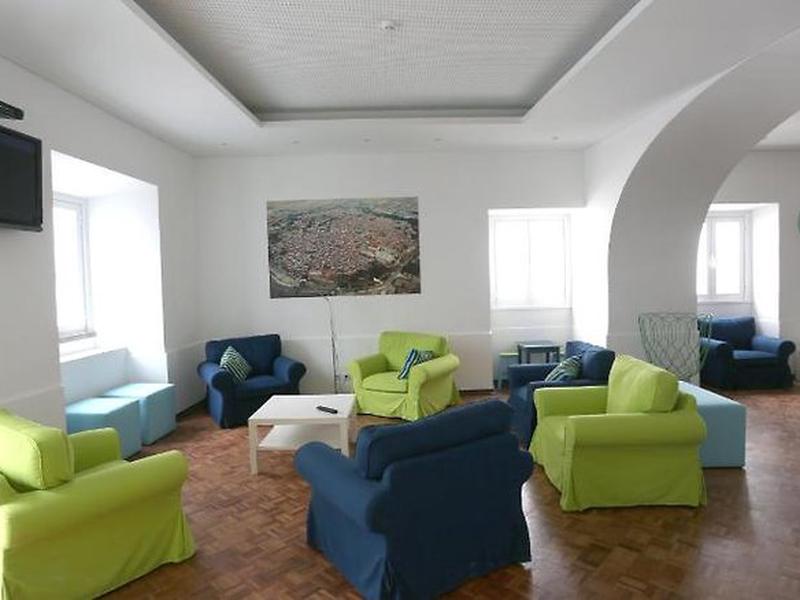 CE2593534A5F86F023827A8C768DF887