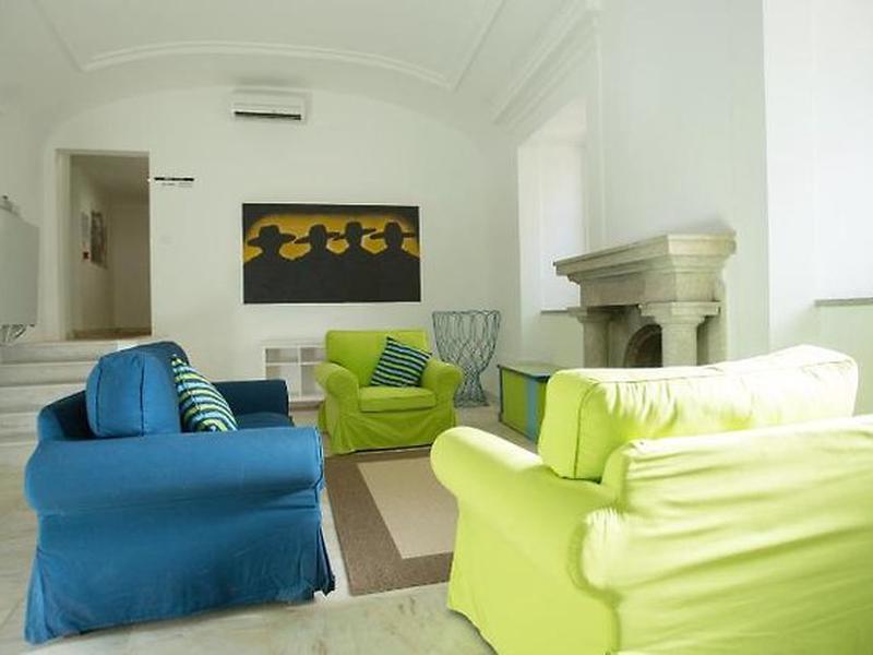 7BF4B87DC81745814888C39F70B7E344