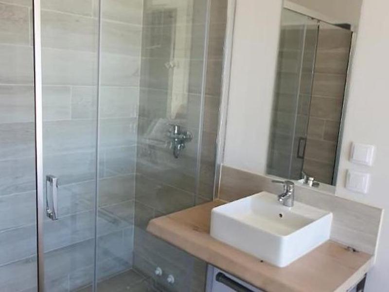 E428EE65EA9D8D1E1ADF41D8F4BBD896