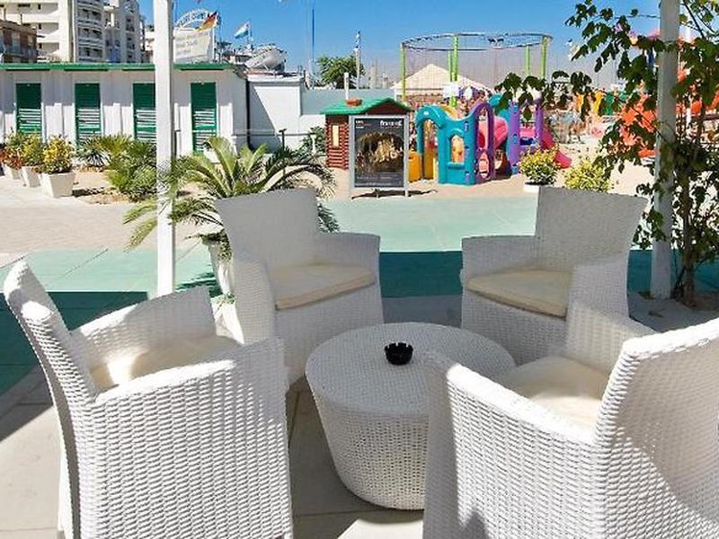 A76DB748479F4A99CC7DB314036EB452