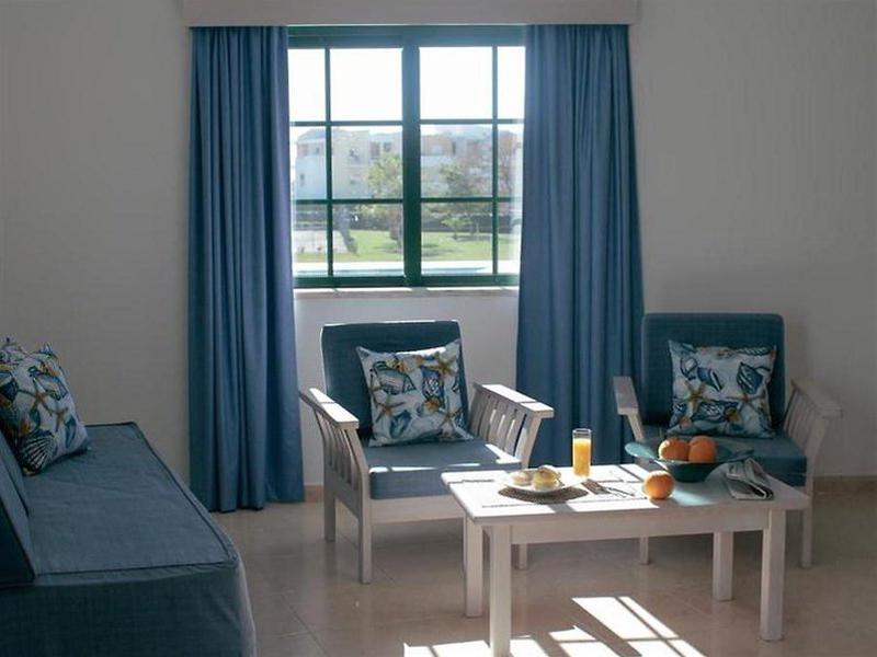 31FE7BC8F66EE2105C1E102D73832B13