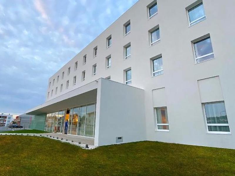 CB0474581379153B9C6AA54E12C27199