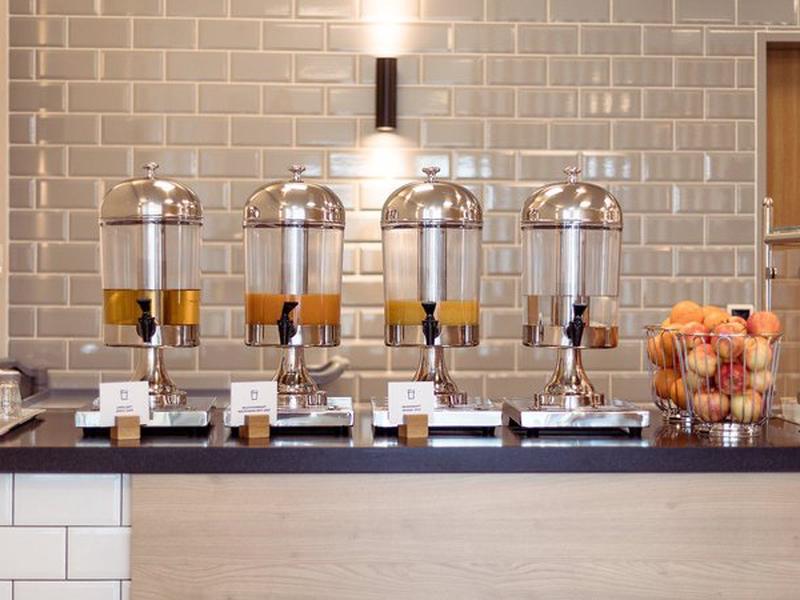 E14CCE5C493250EF52B8F9C61584E52C