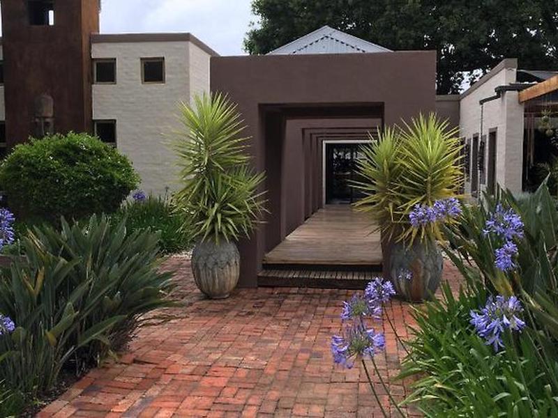 A6D52DD192906392834D81CE75392200