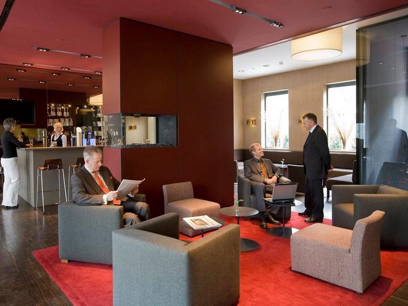 47A92A80310B16EF64168F9E04B28A66