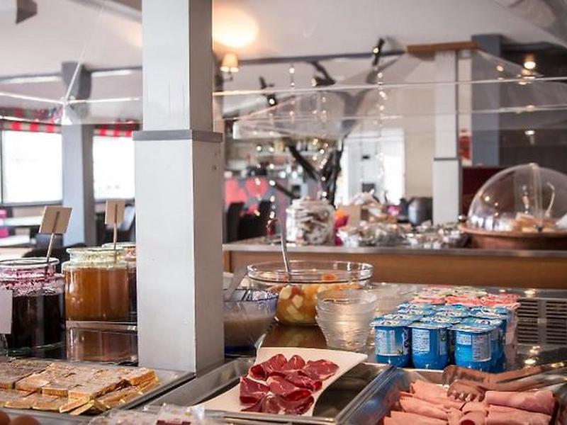 120804A4F035A9DF750D7214F6B79A34