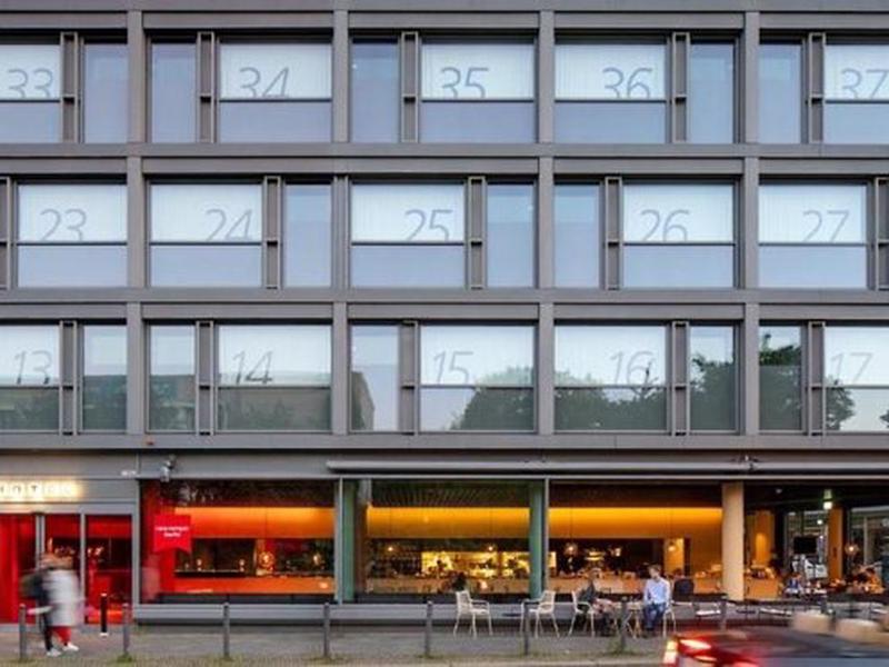 FCAC5A45A7DF5AB32DA54B54BBA2160E