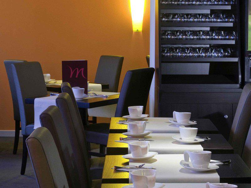 0A68A84328F9E89D44DE29573BFC5D6E