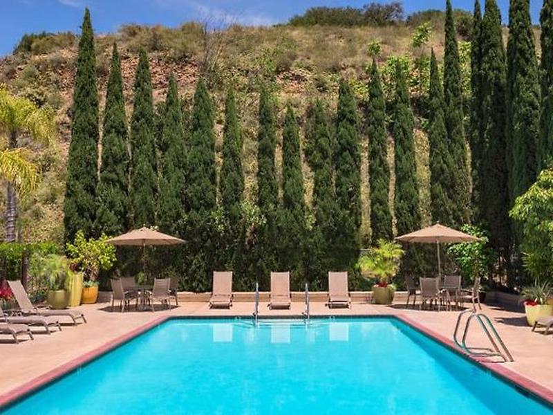 FFF904A88F7CE8D038501F0871295AE7