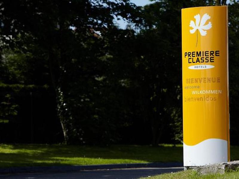 03E1F6610F1439F5E0FE967AF8CA789C