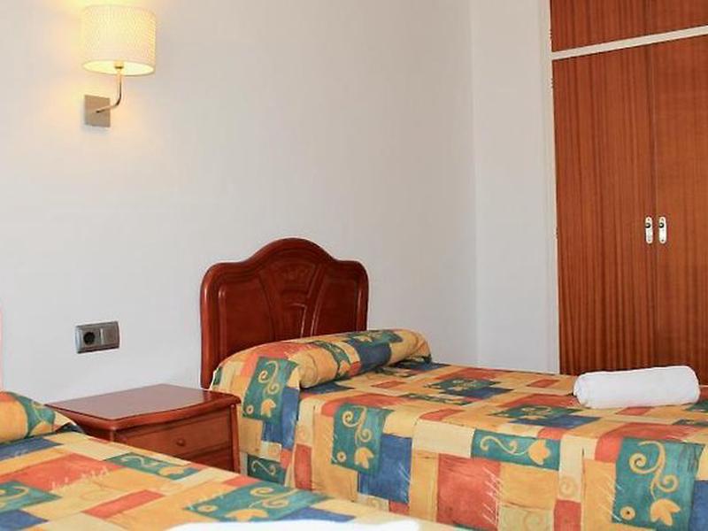 34F92735FA2A3732D92D673834BB540E