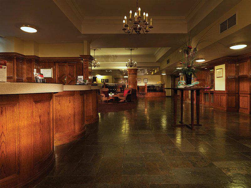 2B563B765567BF5E190875B58DE84EB6