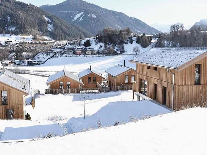 6F5B45E90421F5C57D3EC3099A0FA372