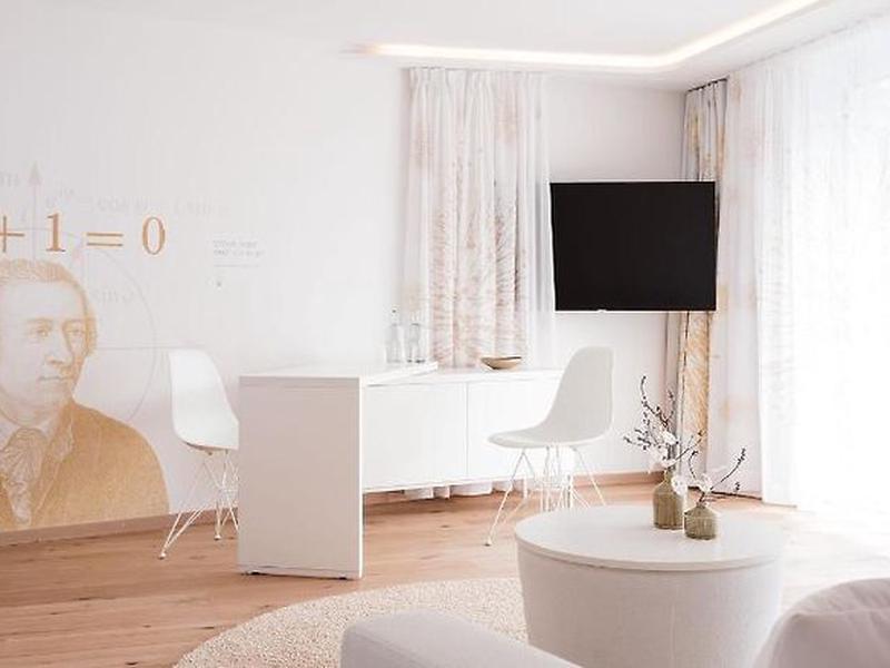 57598996CEA63389E1FECF93D6619B28