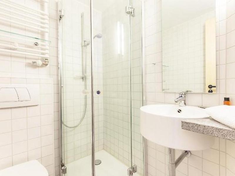 3A296229D6522300D97F41F88E620F47