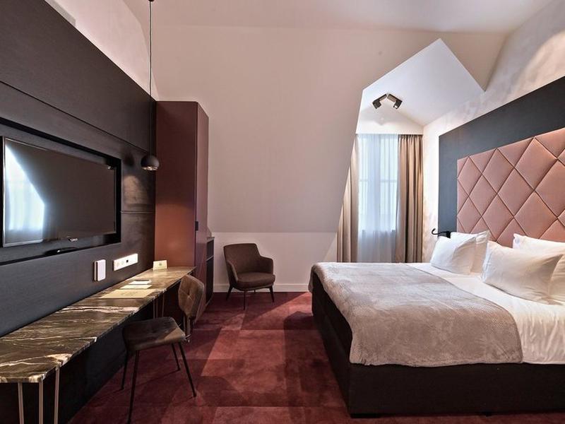 3E936F12F1217BCD490C052F89CE768B