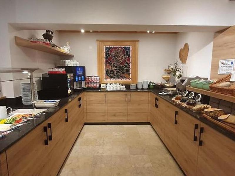 3993348D7AC15F23FE9E97BE0095884F