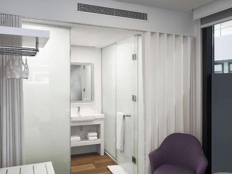 3C2630FD57C4F24C433775C8ED86414E