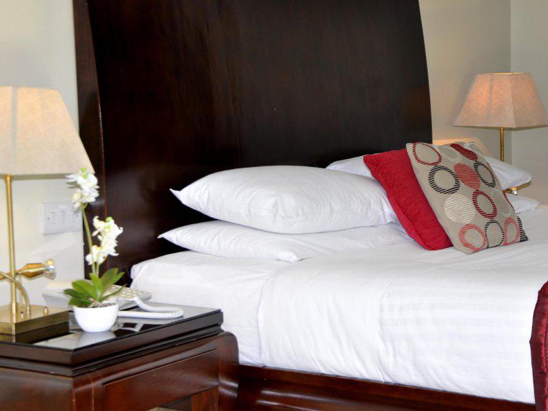 66B24A7EA672E97D51C077F034AFC3D9