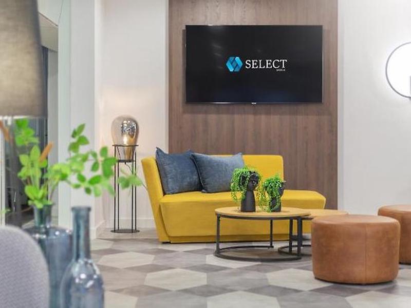 E2E1812DEE76635B56D6D7E8868E5BDD