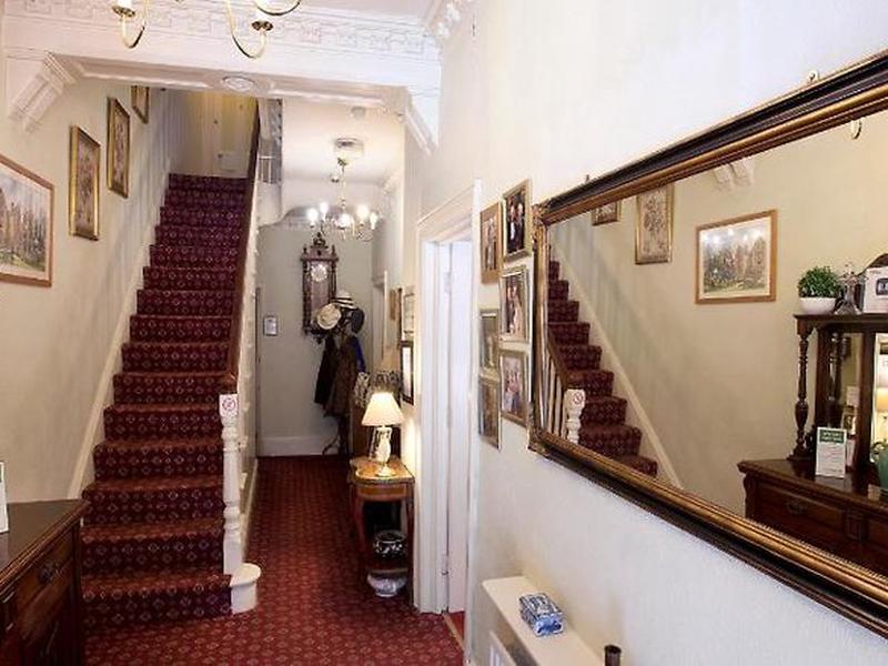 10C6A8E4644D7E8A4C894C7CDFBB6F2C