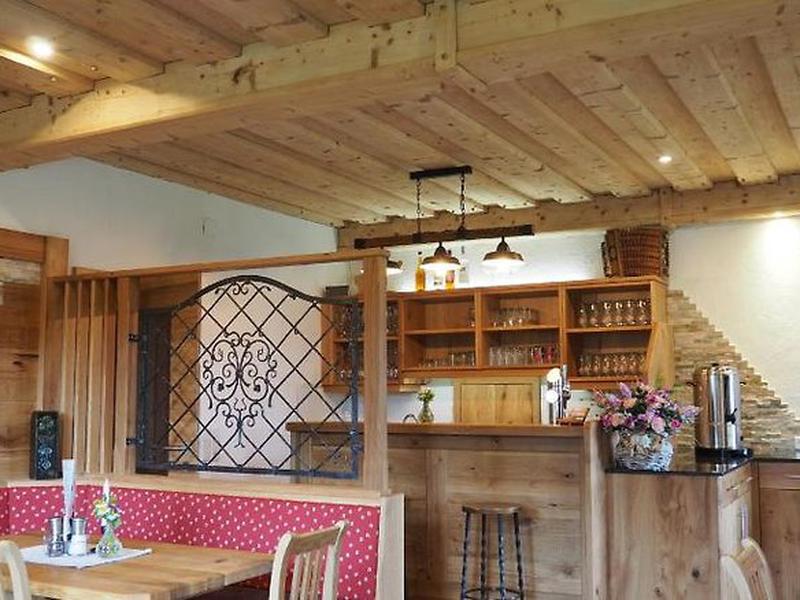 7961E8FBAB25E20CE6E2B0A8C94F0E9B