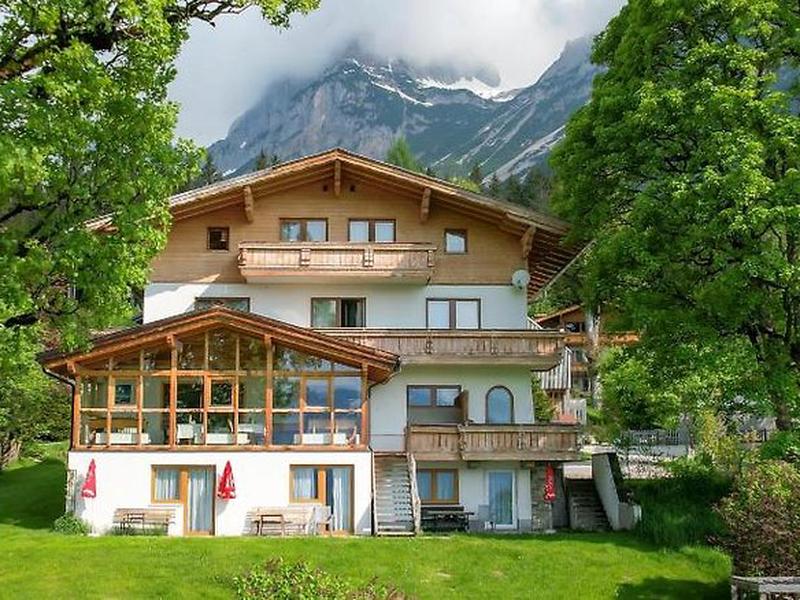 C1D850C43146C0372FAA383401AA1FD6