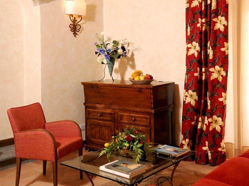 3225387FAF0003727244C5E83A1F8CBE