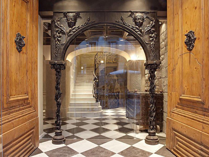 4D7E34E7E390C344F66D3935CB74F3AE