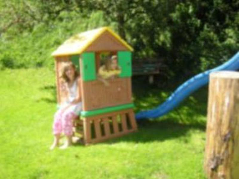 B394552D4ED6CF3247F1ADB08C42180B