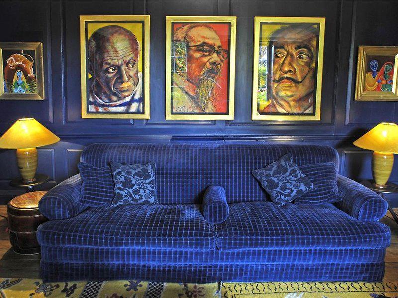 37E7D83D8AE5A54C10BA28AAFFB281A2