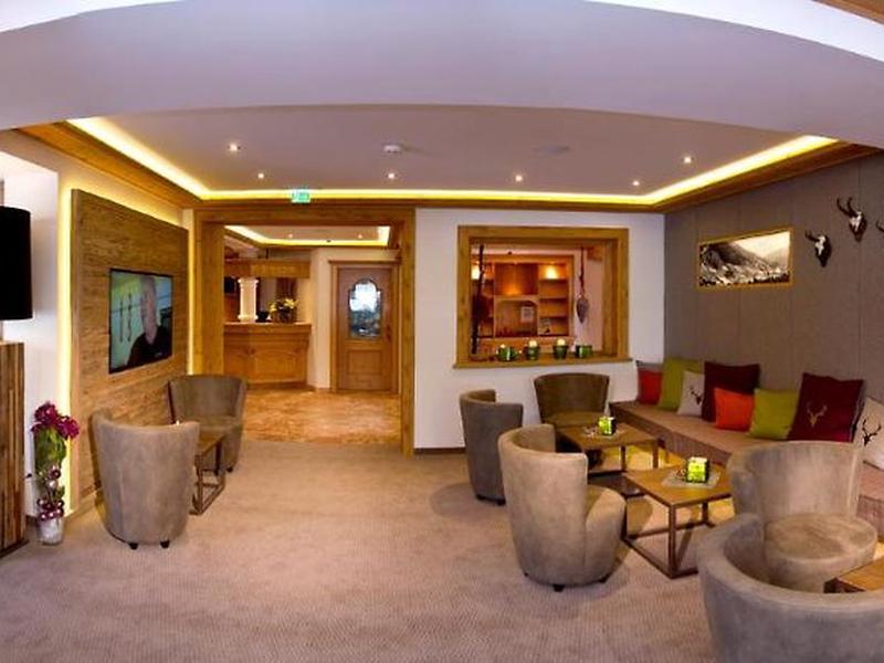 FB44405CEB1447F3D449BD1BD9233929