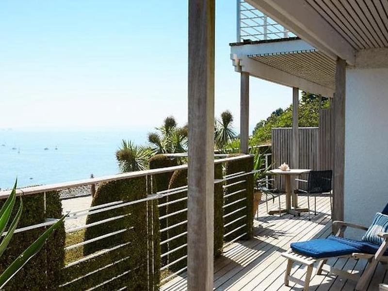 B3E6A4FE4BC93787775A7E688DAE570C