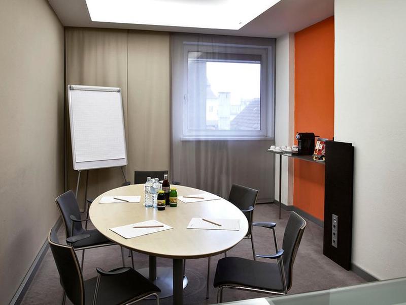 1A91F21C0BF49C64081248B9A34EF8BB