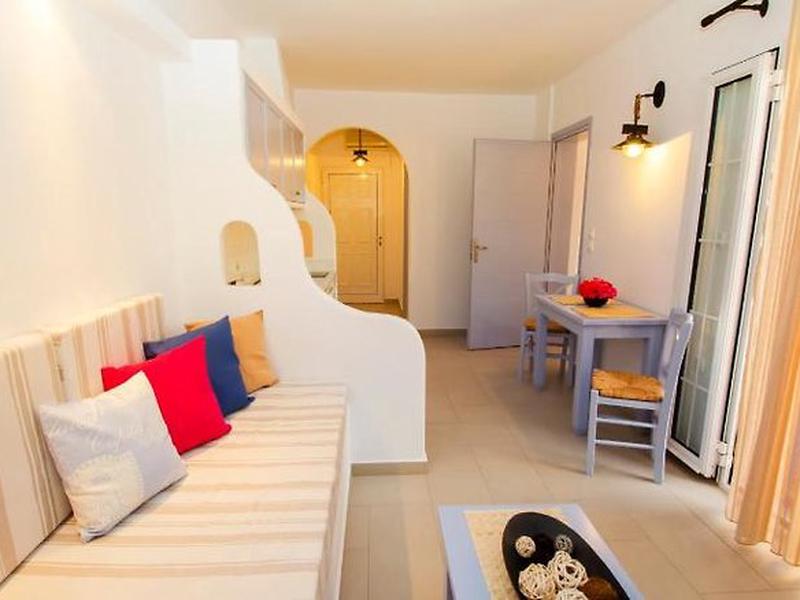 FABB87D8136AC50F33D2D9F966EC658E