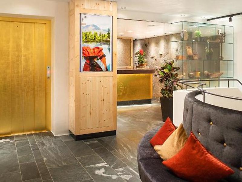 A4E75B144BD8E6F62051F57EAB672583